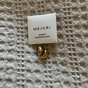 Mejuri dome earrings
